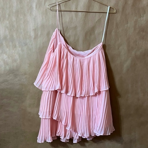 NBD | NWT Girlfriend Material One Shoulder Pleated Tiered Mini Dress Pink Size M - Picture 8 of 11